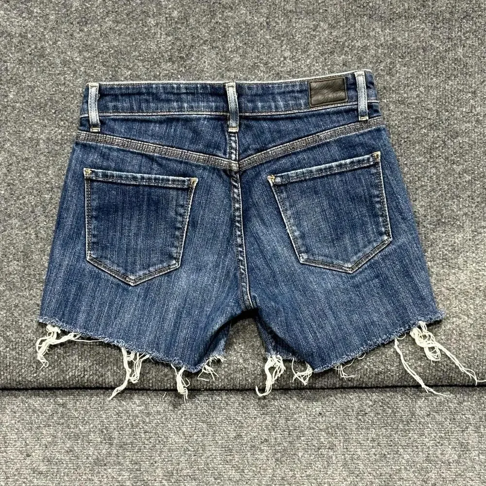 ByCORPUS Shorts Womens 25 Blue Denim Cutoff Raw Hem Skinny Fit Casual Summer